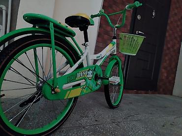 Uşaq velosipedi – “BIKE BEST” dizaynı - Rənglər: yaşıl/ağ, sarı