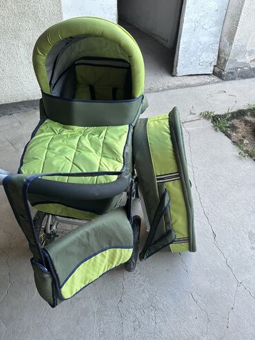 новые детские коляски: Коляска, цвет - Зеленый, Новый