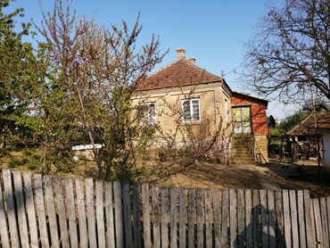 Placevi: 7 ares, Poljoprivredno zemljište, Vlasnik