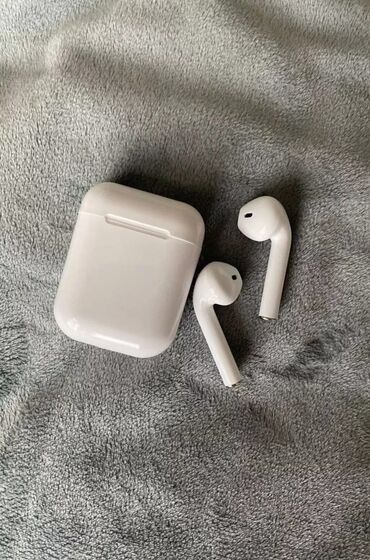 airpods gəncə: İ12 airpods 12 modeli təzədir.İşlənmiş deyil. Karopkasi yoxdur