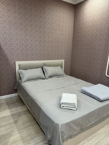 Посуточная аренда домов: 200 м², 5 комнат, Утепленный, Теплый пол, Бронированные двери — 13