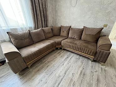 ev etirleri: Künc divanı – qəhvəyi rəng, yumşaq məxməri parça - Forma: L-şəkilli — 3