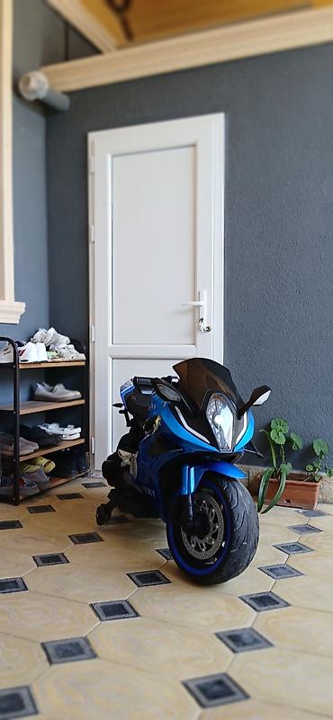 sarafan don: Uşaq elektrik motosikleti – idman üslublu, mavi rəng - Realistik — 7