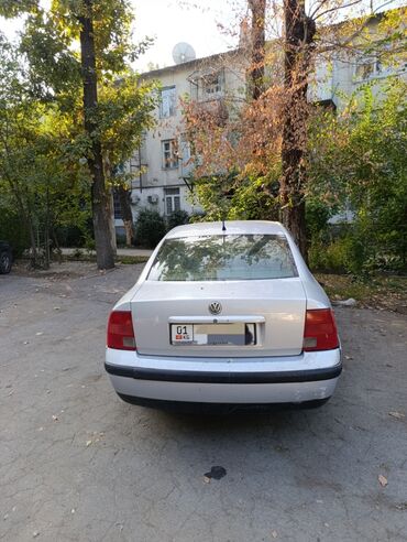 купить зикр в бишкеке: Volkswagen Passat: 1999 г., 1.8 л, Автомат, Бензин, Седан