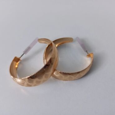 zlatne tasne: Hoop earrings