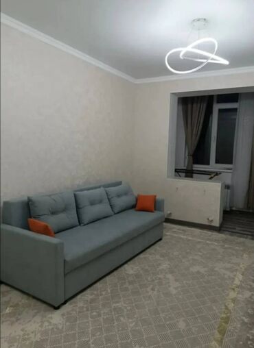 сдам квартиру на долгий срок рядом ул. ахунбаева: 1 бөлмө, Кыймылсыз мүлк агенттиги, Чогуу жашоосу жок, Толугу менен эмереги бар, Жарым -жартылай эмереги бар