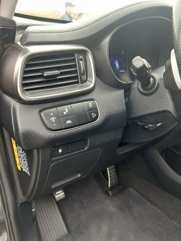 Kia: Kia Sorento: 2019 г., 2 л, Автомат, Дизель, Кроссовер — 13