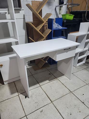 3d defter: Kompüter masası, Yeni, Açılmayan, Laminat, Dördbucaq masa — 1