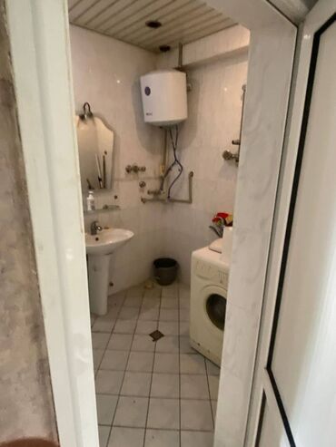 Ofislər: Obyekt İcarəyə verilir. Ofis, diş klinikası, gözəllik salonu ucun — 10