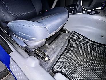 Mazda: Mazda Demio: 2003 г., 1.5 л, Механика, Бензин, Хэтчбэк — 10