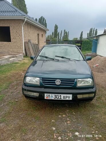 запчасти на опель вектра а: Volkswagen Vento: 1992 г., 1.8 л, Механика, Газ, Седан