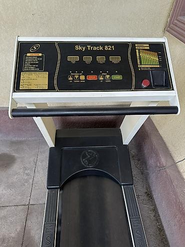 nike react: Беговая дорожка Sky Track 821 - Электрическая беговая дорожка с — 2