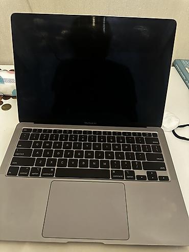 2.el macbook: Səliqəli istifadə olunmuş MacBook Air 13-inch (2020) satılır. İş — 2