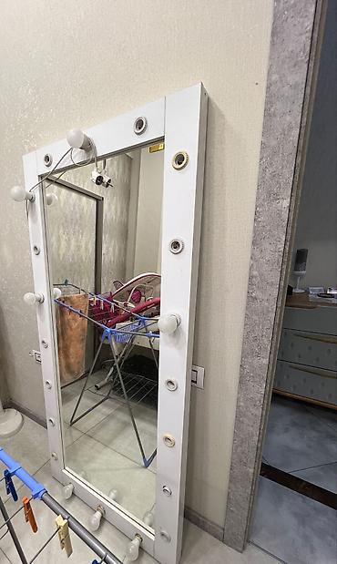 Təcili satılır‼️ Salon güzgüsü. Qiymət 40 azn. Ünvan