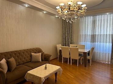 bir otaql: 3 otaqlı, Yeni tikili, 135 kv. m — 2