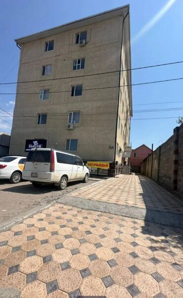 сдаётся квартира пишпек: 2 бөлмө, 40 кв. м, Жеке план, 3 кабат, Косметикалык ремонт