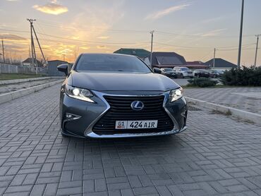 runx alex: Lexus ES: 2017 г., 3 л, Гибрид, Седан