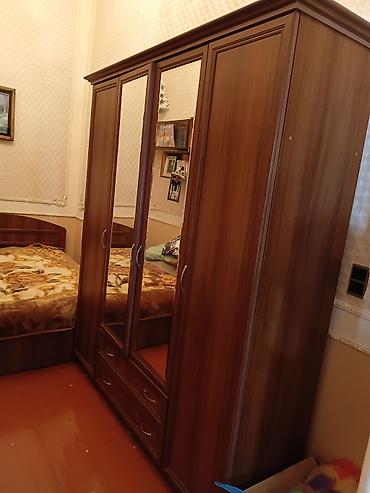 tekli carpayi: Yataq otağı mebel dəsti Tərkibi: - İkinefərlik çarpayı (taxta başlıq — 2