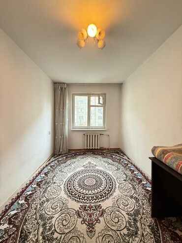 испанский дом 7 мкр: 3 комнаты, 58 м², 104 серия, 4 этаж, Косметический ремонт
