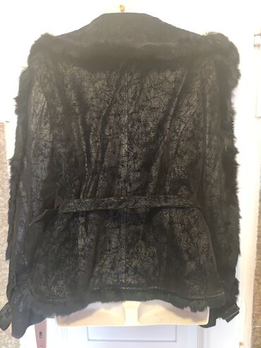Krzneni kaputi: Dolce&Gabbana, jakna. Bundica koja privlači pažnju. Velur sa — 6