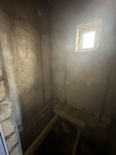 Həyət evləri və villaların satışı: 3 otaqlı, 100 kv. m, Kredit yoxdur, Təmirsiz — 5