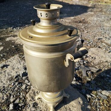 Samovarlar: Klassik kömür/odunla işləyən samovar - Material: metal korpus — 1
