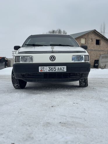 Volkswagen: Volkswagen Passat: 1.8 л, Механика, Бензин, Седан