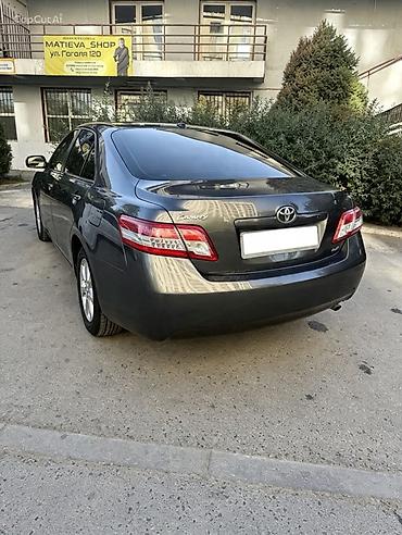 женщин: Toyota Camry: 2010 г., 2.5 л, Автомат, Бензин, Седан — 4