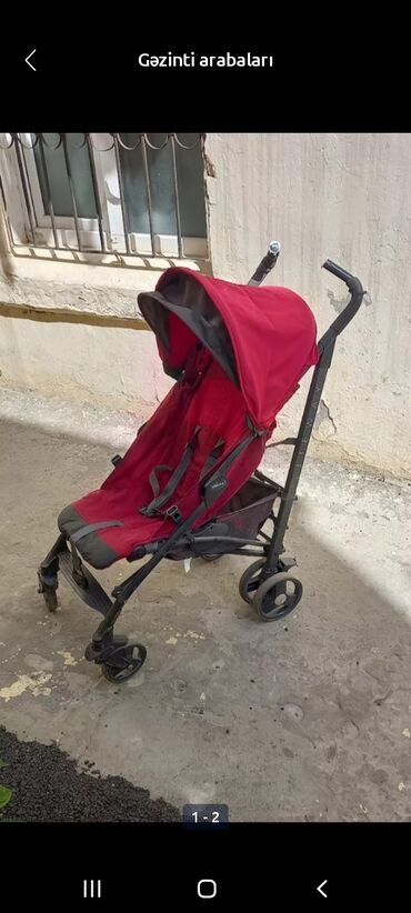qirmizi paltar: Классическая прогулочная коляска, Chicco