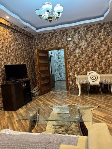 Uzunmüddətli kirayə mənzillər: Xətai rayonu,Nargilə kafesinin yanında, MC Donalds və Blue Residence-ə