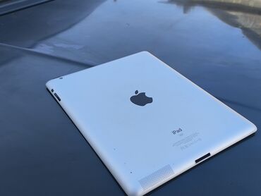 ipad 1 поколения: Планшет, Apple, память 16 ГБ, 9" - 10", 2G, Б/у, Детский цвет - Белый