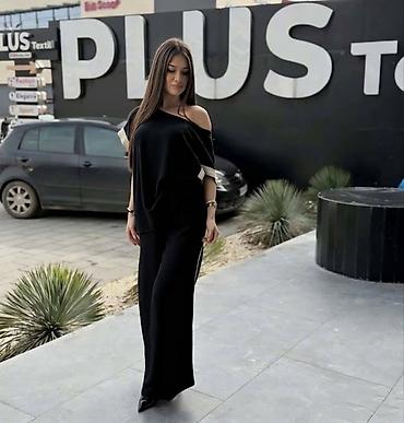 Kompleti: Ženski komplet – bluza i pantalone širokog kroja - Dizajn: ležeran i — 7