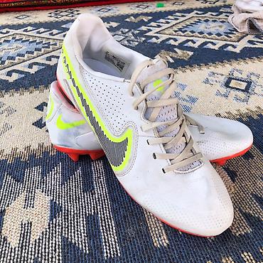 обувь drop: Мужские кроссовки, 40, Nike, Б/у, цвет - Белый, Платная доставка — 2