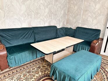 детскую кроватку с манежем: Комплект мягкой мебели, Б/у, Самовывоз, цвет - Коричневый