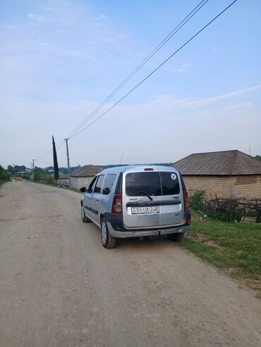 Dacia: Dacia Logan: 1.5 l | 2006 il 5550000 km Universal — 12