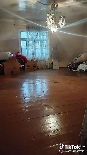 Продажа домов: Satılır: həyəti olan fərdi yaşayış evi. Sabirabad şəhərinin tam — 4