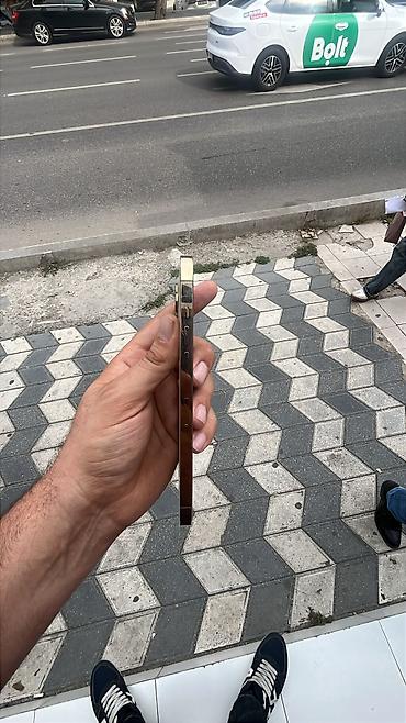 13 pro plus: IPhone 12 Pro Max, Qızılı, Face ID — 3