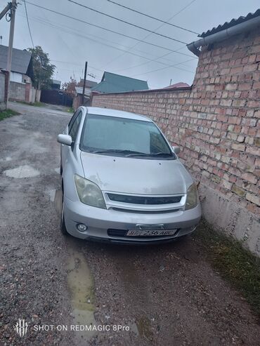 машина тойота ист: Toyota ist: 2003 г., 1.5 л, Бензин