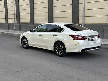 х трейл: Nissan Altima: 2018 г., 2.5 л, Автомат, Бензин, Седан — 4