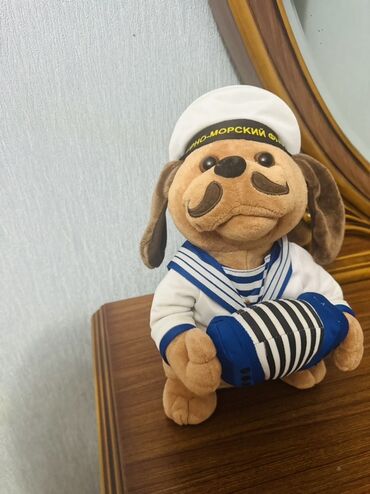 Oyuncaqlar: Dənizçi geyimində, ağ papaq, mavi zolaqlı köynək geyinmiş və -da lalafo.az — 3 Oyuncaqlar: Dənizçi geyimində, ağ papaq, mavi zolaqlı köynək geyinmiş və — 3