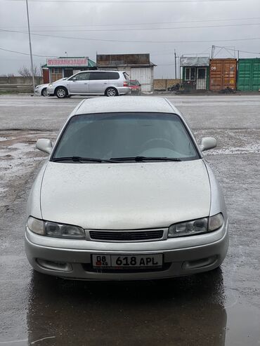 Mazda 626: 1992 г., 2 л, Механика, Бензин, Хэтчбэк