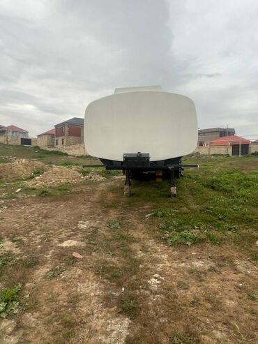 Qoşqular: Yanacaq daşıyan çən. 37000 Litr. 3 gözdü. FHN baxışından yeni keçib