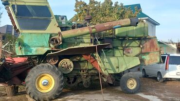 спринтер грузовой средний база: Зерноуборочный комбайн (серия Нива/СК-5, зеленая окраска) с полным