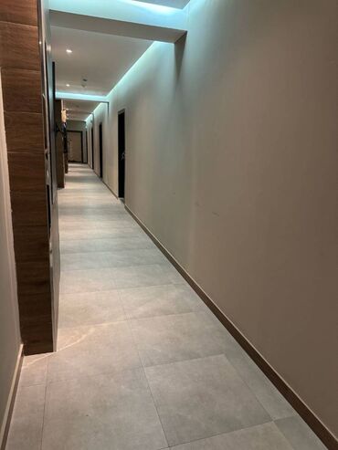 Uzunmüddətli kirayə mənzillər: Azadlıq prospekti, Bakı Sağlamlıq Mərkəzinin yanında, yeni tikili, 20 — 9