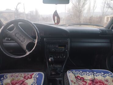 Audi: Audi 100: 1992 г., 2 л, Механика, Газ, Седан — 2