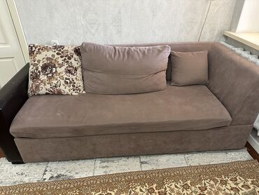 диван для салона: Түсү - Күрөң, Колдонулган