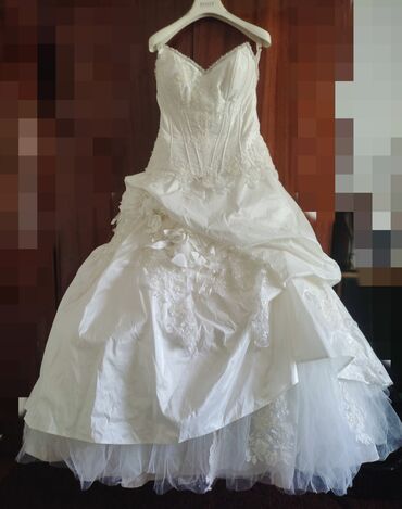 свадебные: Продаётся изысканное свадебное платье, евро, цвет ивори, р. 44-46