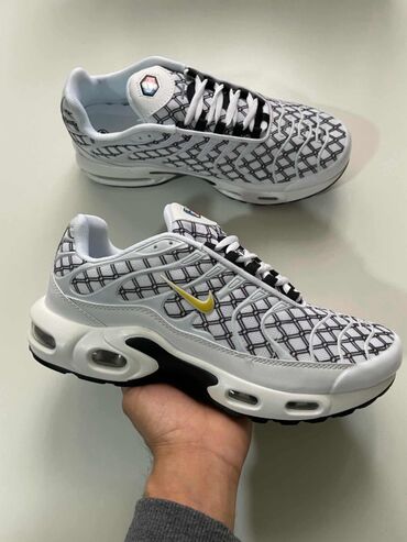 sergio tacchini bele patike: Patike, veličina - 43