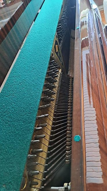 Musiqi alətləri: PİANO– “Ukraina” markası pianina - Korpus: laklı ağac örtüyü, klassik — 2