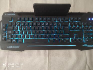 Klaviaturalar: Rampage oyun klaviatura 4 knopka proqramla ve 9 eded isiq funksiyali — 8